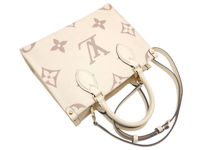 Louis Vuitton Beige Bicolor Monogram Empreinte Giant Onthego PM - vista 2