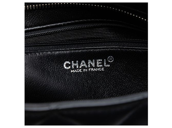 Chanel Medaillon Tote aus schwarzem Lammleder - Ansicht 5
