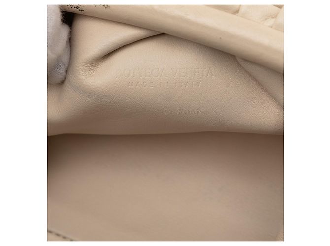 Bottega Veneta Beige Lambskin The Mini Pouch Crossbody - vista 5