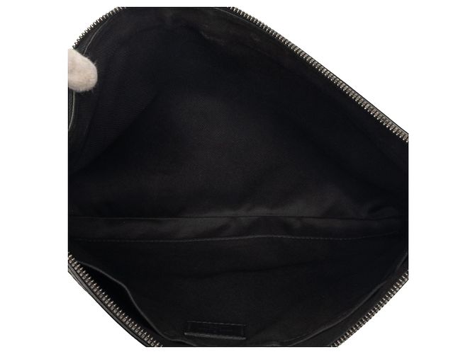 Pochette Discovery Louis Vuitton Monogram Shadow nero - vista 4