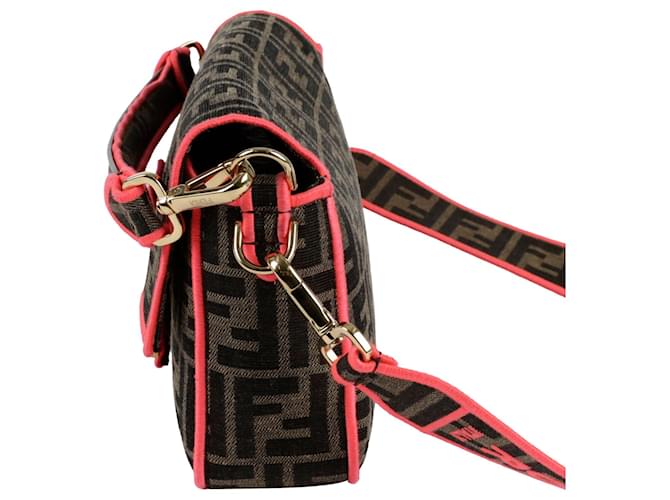 Fendi Bolso de Hombro Tote Baguette Medium Castaño - vista 3