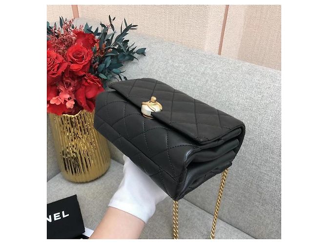 Borsa a spalla Chanel Perfume a forma di pianoforte in pelle nera Nero - vista 9