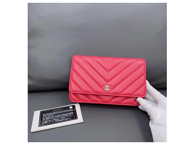 Chanel Lucky Chain Wallet on Chain (WOC) Pelle Lychee Fucsia Rosso - vista 2