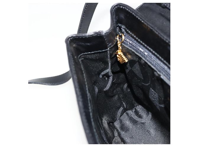 Borsa a Spalla Salvatore Ferragamo in Pelle Nera e Oro Auth kk677 Nero D'oro - vista 19