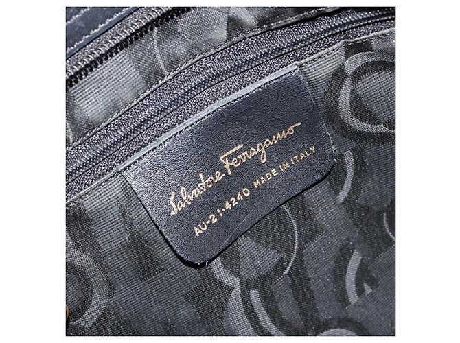 Borsa Tote Vala Salvatore Ferragamo in tela nero e oro Auth bs34543 D'oro - vista 12