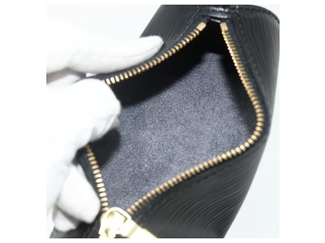 LOUIS VUITTON Epi Soufflot Pouch Black LV Auth BA12312A Negro - vista 12