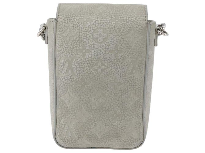 LOUIS VUITTON Taurillon Vertical Wearable Wallet Bag Gray M82568 LV Auth 178538V Marrone - vista 2