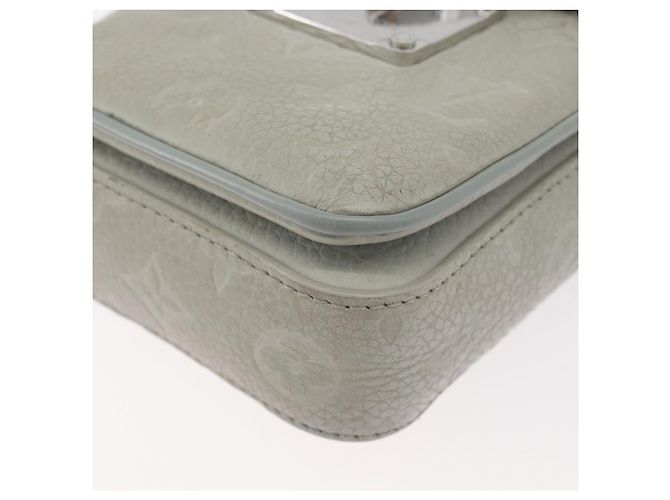 LOUIS VUITTON Taurillon Vertical Wearable Wallet Bag Gray M82568 LV Auth 178538V Marrone - vista 9