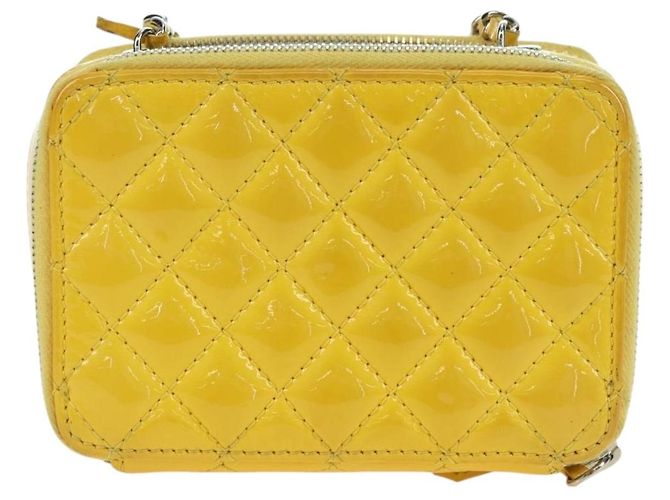 CHANEL Matelasse Chain Shoulder Bag Pelle vernice Giallo Argento CC Auth 177988V - vista 2