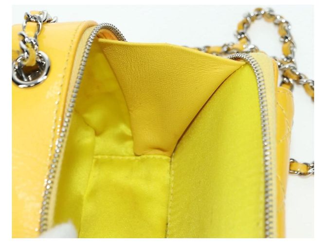 CHANEL Matelasse Chain Shoulder Bag Pelle vernice Giallo Argento CC Auth 177988V - vista 23