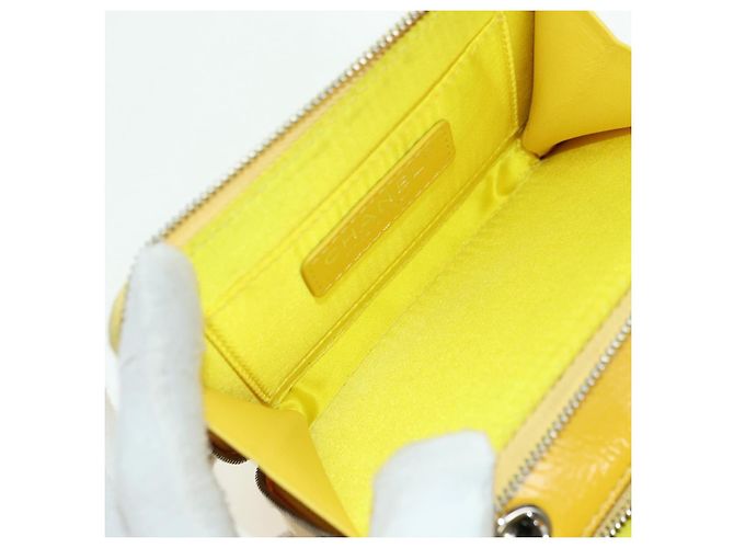CHANEL Matelasse Chain Shoulder Bag Pelle vernice Giallo Argento CC Auth 177988V - vista 26
