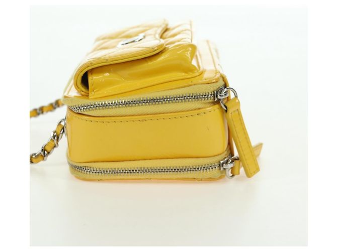 CHANEL Matelasse Chain Shoulder Bag Pelle vernice Giallo Argento CC Auth 177988V - vista 3