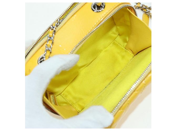 CHANEL Matelasse Chain Shoulder Bag Pelle vernice Giallo Argento CC Auth 177988V - vista 9