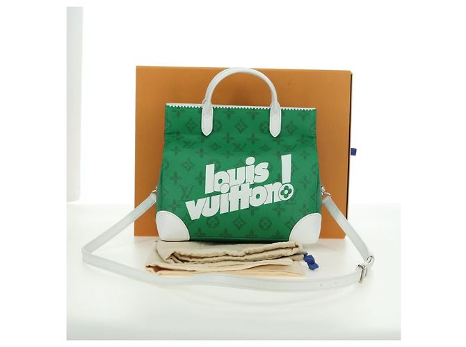 LOUIS VUITTON Borsa a Spalla Monogram Everyday Verde M80815 LV Auth 177980SM Monogramma - vista 12