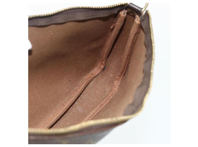 LOUIS VUITTON Monogram Pochette Accessoires Pochette M51980 LV Auth 177301 Monogramma - vista 18