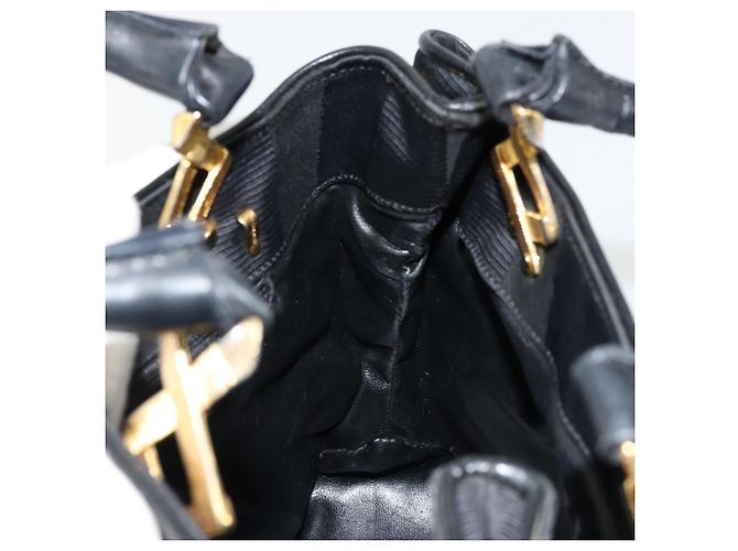 Borsa Salvatore Ferragamo in nylon nero e oro Auth BA12422 D'oro - vista 17