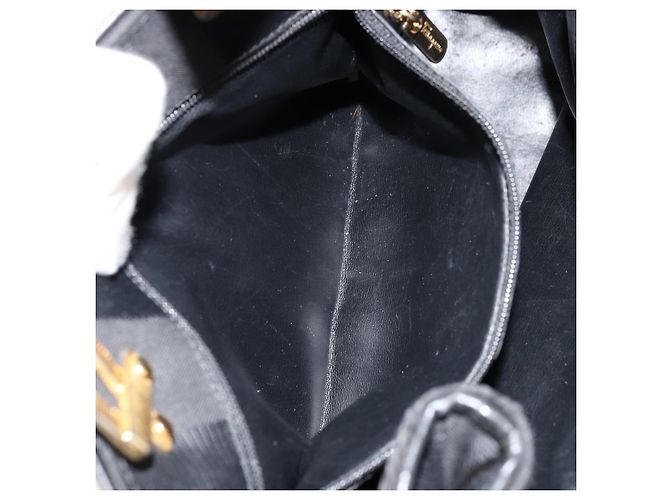 Borsa Salvatore Ferragamo in nylon nero e oro Auth BA12422 D'oro - vista 20