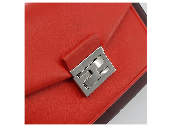 Borsa a tracolla FENDI Chain Baguette in pelle rossa argento Auth 177969A Rosso - vista 18