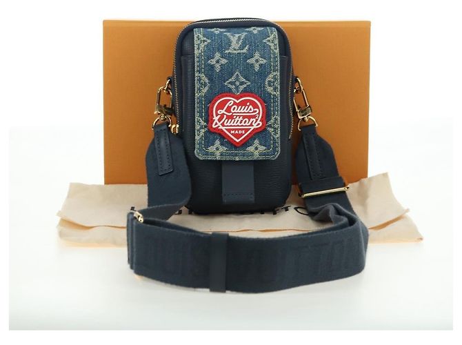 Bolso de Doble Teléfono Louis Vuitton Denim LVxNIGO Blue M81060 Auth 170550SM Azul - vista 12