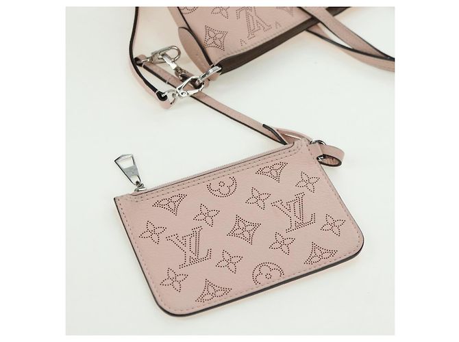 LOUIS VUITTON Borsa Mahina Blossom PM Jasmine Pink M23196 LV Auth 175037 - vista 23