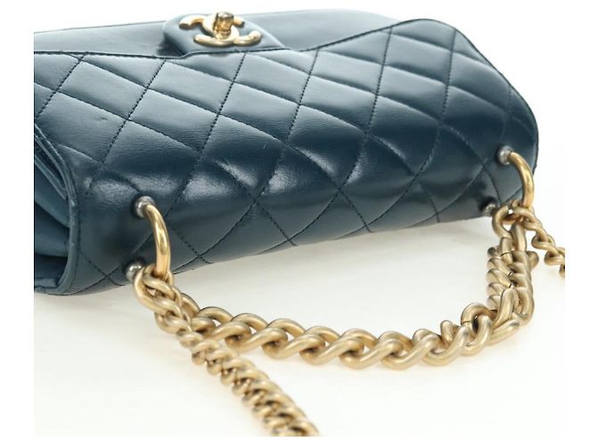 CHANEL Matelasse 23 Chain Bag Lamb Skin 2way Navy Gold CC Auth ep14001SAM D'oro Blu navy - vista 6