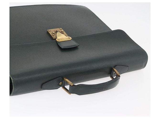 LOUIS VUITTON Taiga Serviette Moskova Business Bag Epicea M30034 LV Auth bs35001 - vista 6