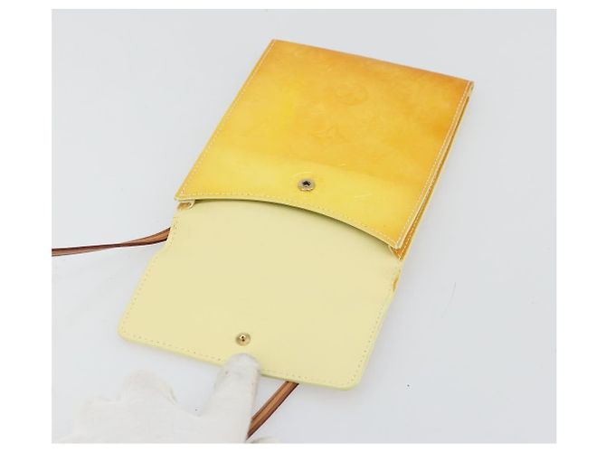 LOUIS VUITTON Monogram Vernis Kenmare Pouch Lime Yellow M91062 LV Auth bs34726A D'oro - vista 10