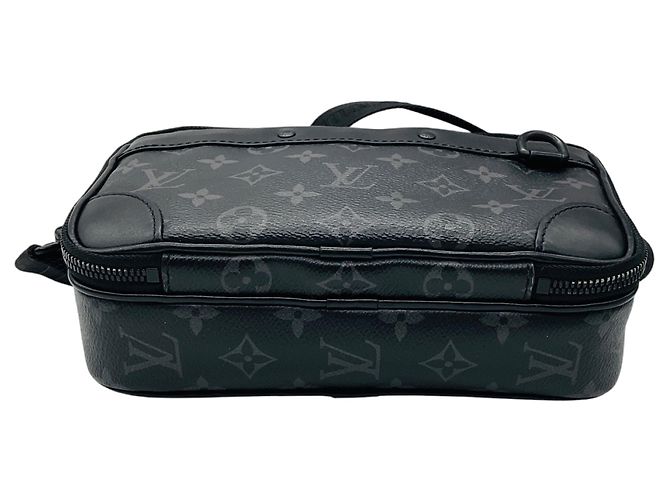 Borsa Messenger Alpha in tela Monogram nera e pelle Louis Vuitton Nero - vista 4