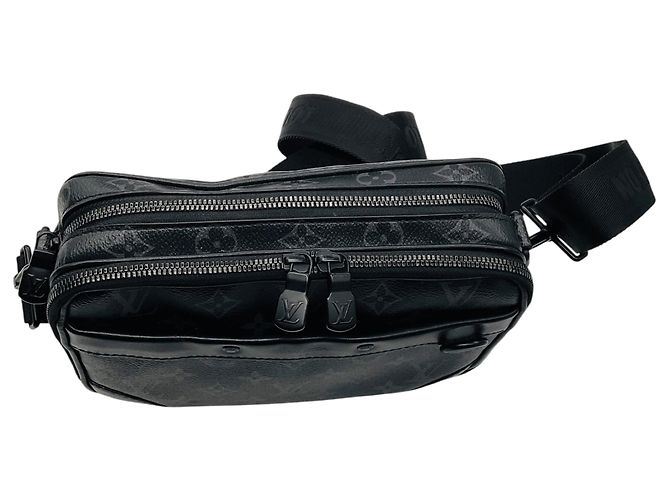 Borsa Messenger Alpha in tela Monogram nera e pelle Louis Vuitton Nero - vista 5
