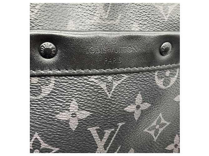 Borsa Messenger Alpha in tela Monogram nera e pelle Louis Vuitton Nero - vista 8