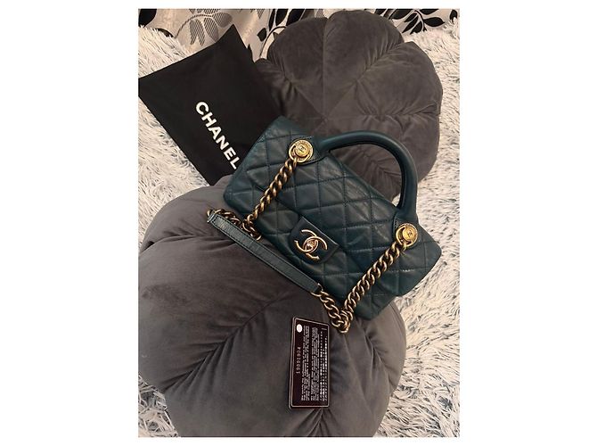 Borsa Chanel 19 Castle Rock Small Flap Bag Verde Smeraldo Verde scuro - vista 2