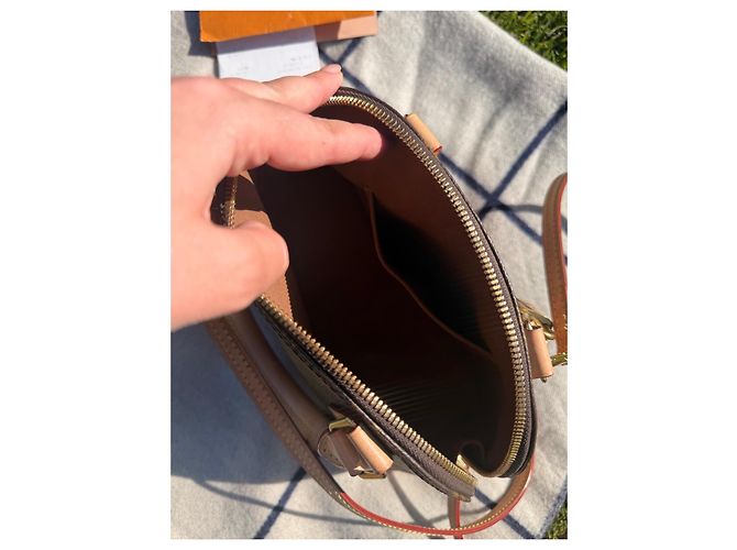 Louis Vuitton Monogram Alma BB Castaño - vista 6