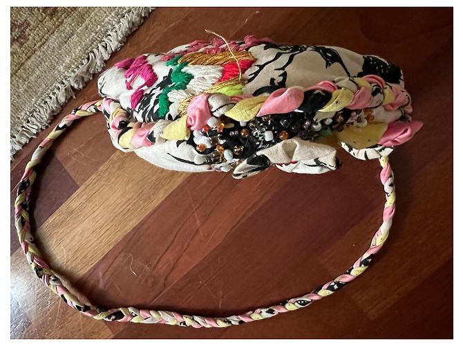 Christian Lacroix Herzförmige Handtasche Schwarz Pink Weiß Blau Mehrfarben Grün Gelb - Ansicht 11