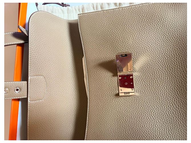 Borsa Saddle Hermès in pelle beige Sabbia - vista 11