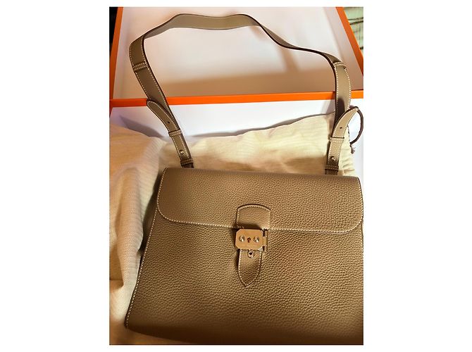 Borsa Saddle Hermès in pelle beige Sabbia - vista 6