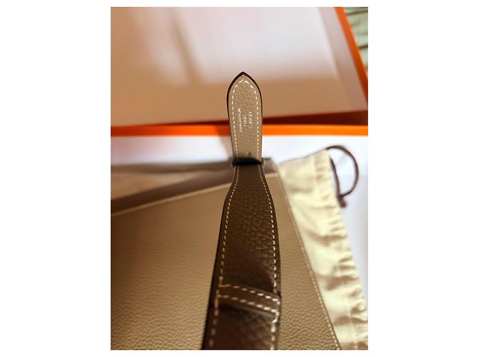 Borsa Saddle Hermès in pelle beige Sabbia - vista 8
