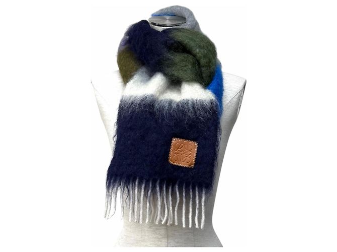 Stola Loewe in misto lana e mohair multicolore - vista 3