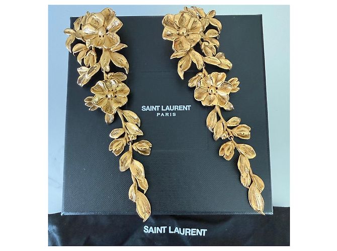 Saint Laurent Orecchini a Clip XXL Fiori Dorati D'oro - vista 3