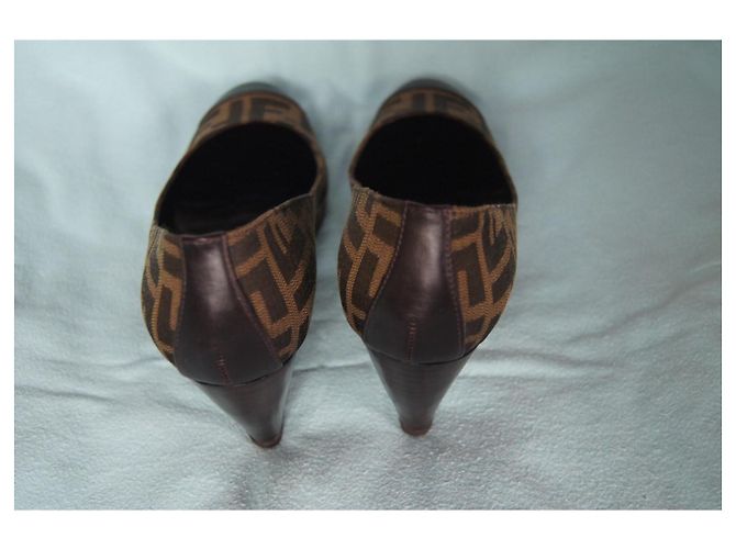 Fendi Zucca Monogramm Canvas Pumps - Ansicht 5