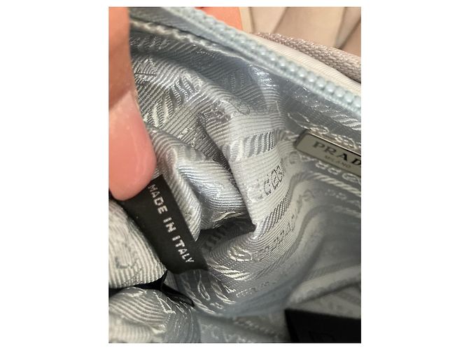 Prada Re-Edition 2000 Borsa a Spalla in Nylon Grigia Grigio - vista 11