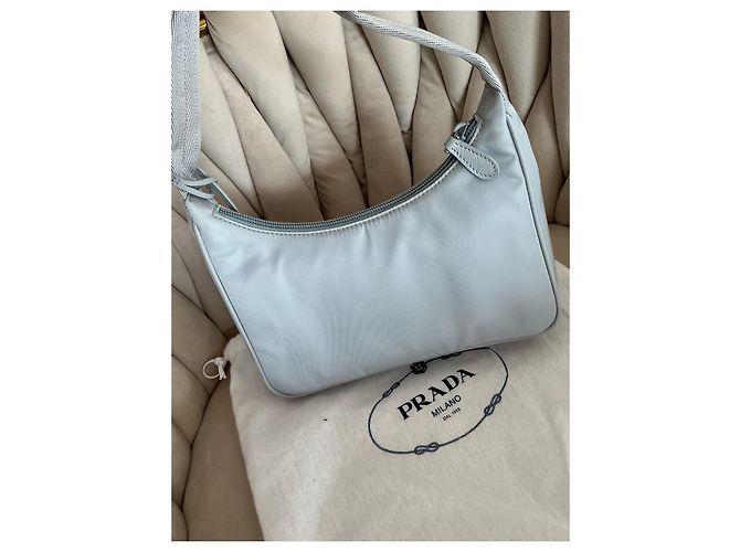 Prada Re-Edition 2000 Borsa a Spalla in Nylon Grigia Grigio - vista 5