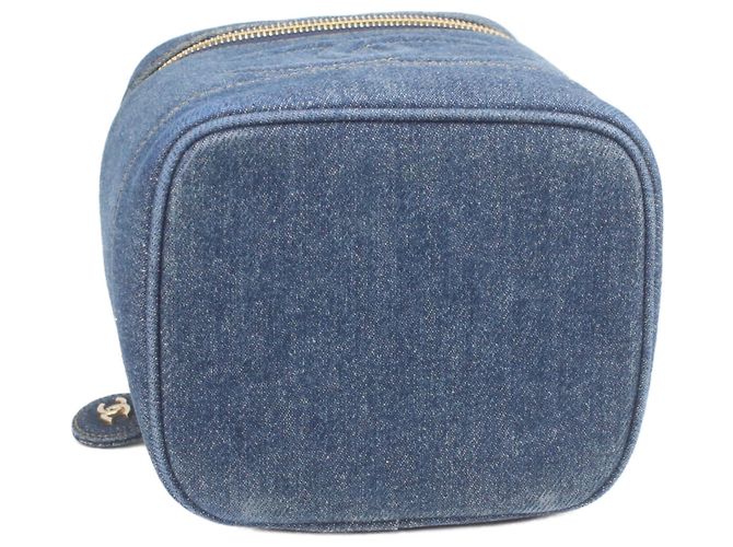 Borsa vanity verticale in denim Chanel A01998 - vista 5