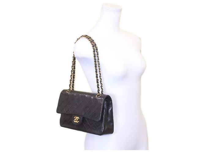 Timeless Borsa a tracolla Chanel A01112 in pelle di agnello nera Nero - vista 13