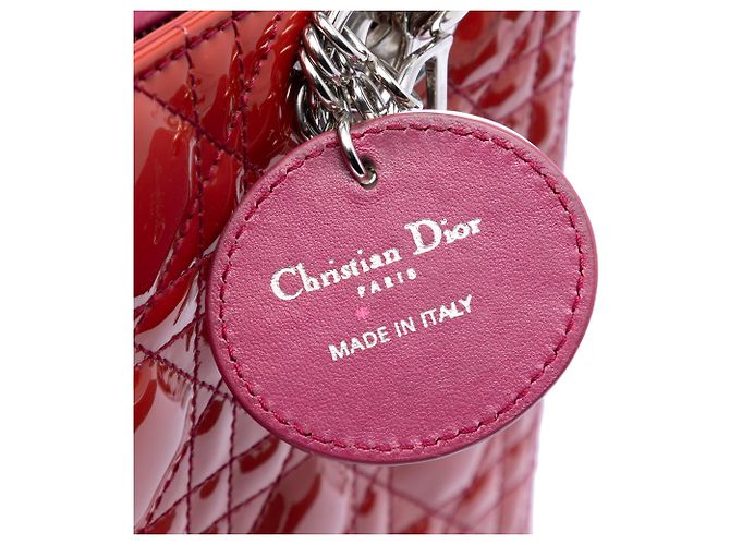 Lady Dior Cannage in vernice rosso, misura Medium - vista 5