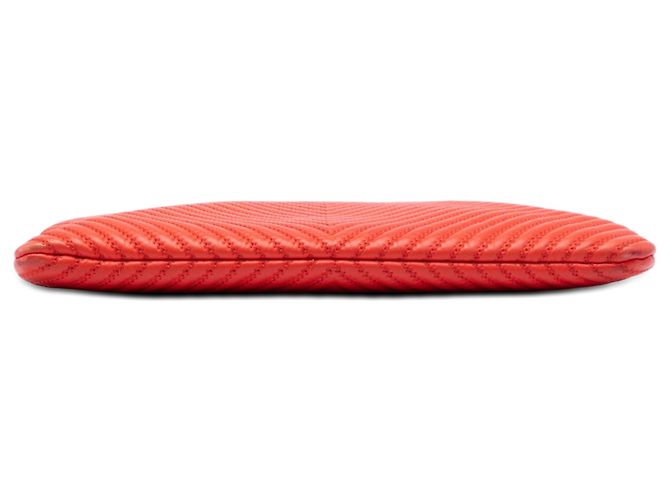 Clutch Chanel Boy O Case in agnello con chevron rosso grande e doppia cucitura - vista 3