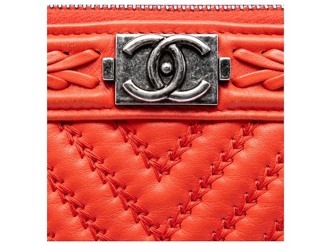 Clutch Chanel Boy O Case in agnello con chevron rosso grande e doppia cucitura - vista 5