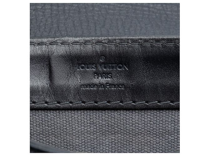 Louis Vuitton Nero Utah Yuma - vista 5
