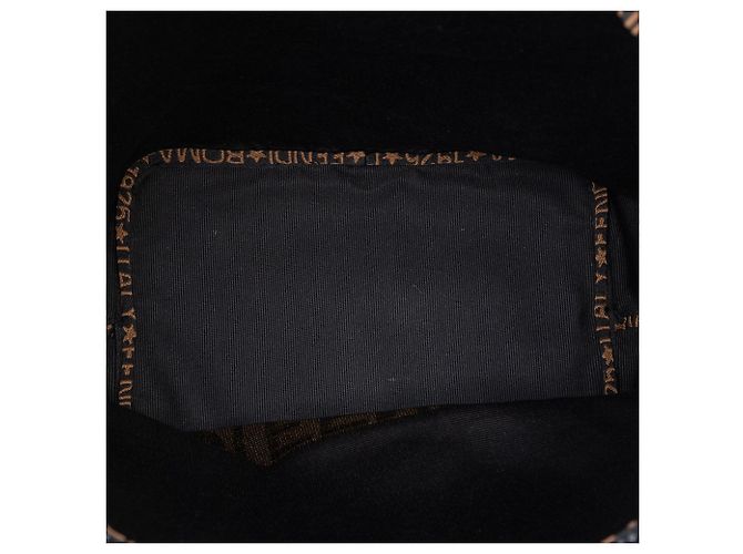 Tote in nylon marrone Fendi Marrone scuro - vista 4