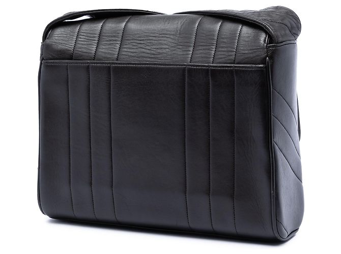 Chanel Black CC Vertical Quilt Lambskin Flap Nero - vista 2