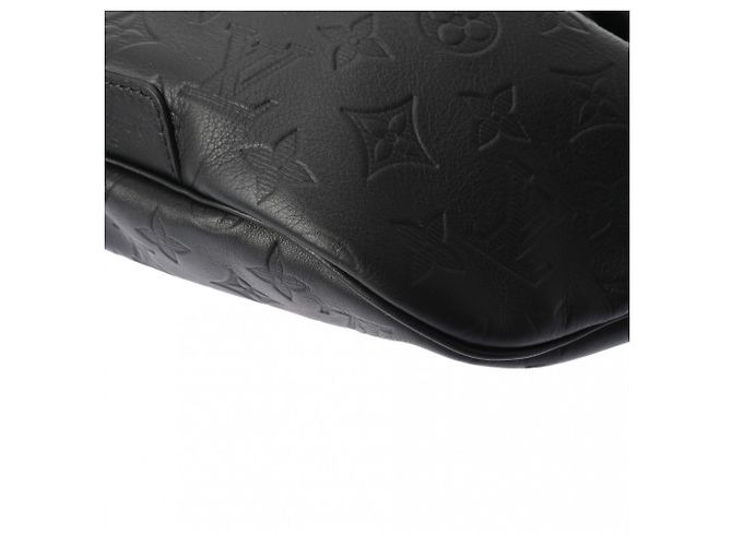 Bumbag Borsa a tracolla Louis Vuitton Monogram Shadow Discovery Nero - vista 7
